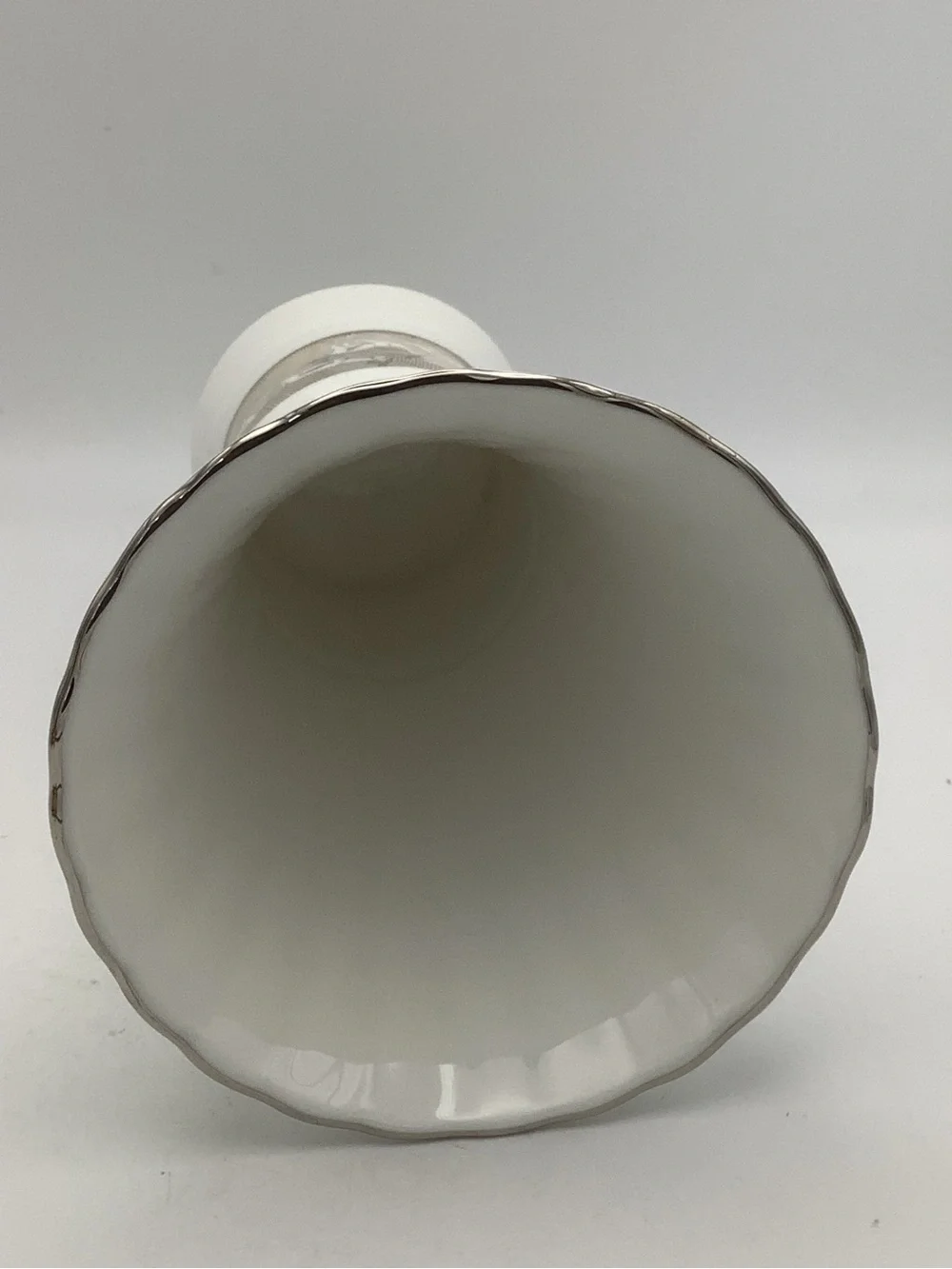 Lenox Sahara Sunset Collection White Fluted Vase with Gold Gazelle Band